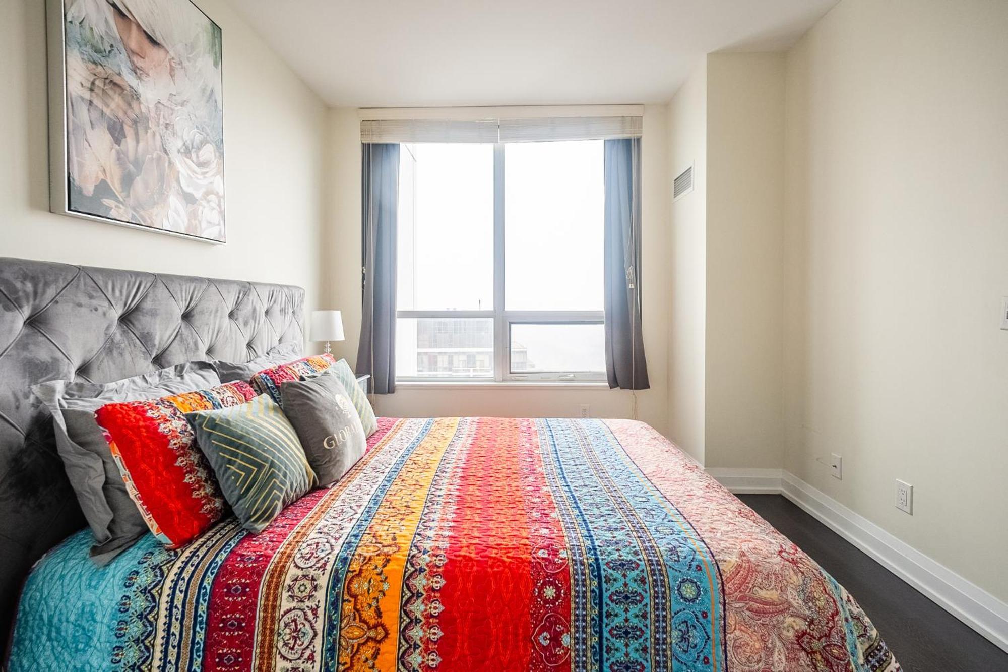 Globalstay Modern Apartments In North York Skyscraper Торонто Екстериор снимка